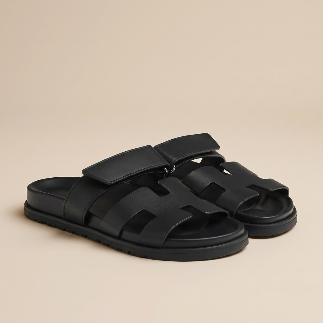 Black / 11