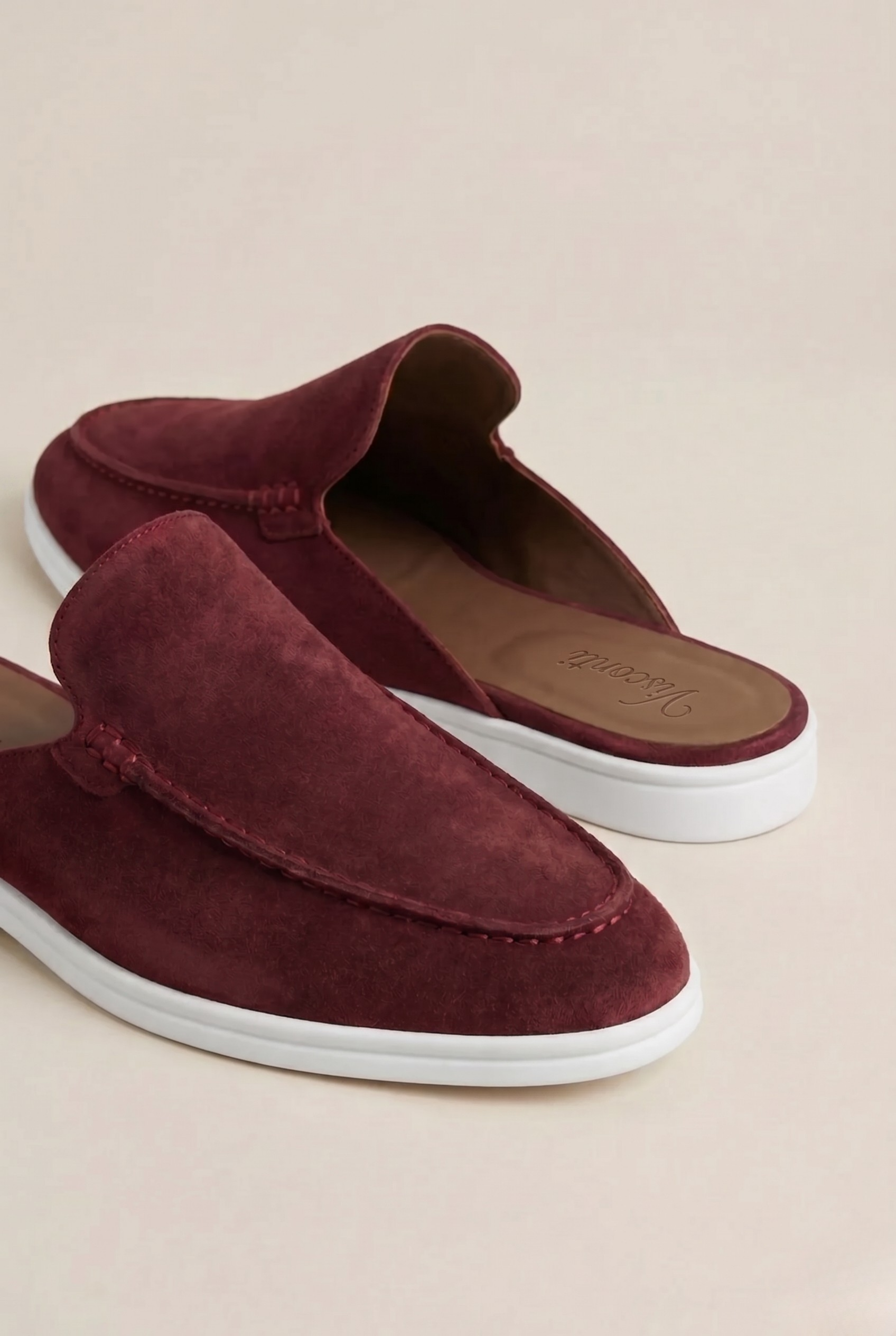 Red / 45 EU / 11 US / 10.5 UK