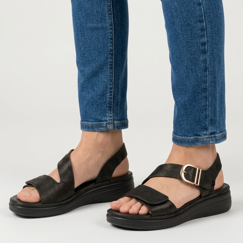 Black / 41